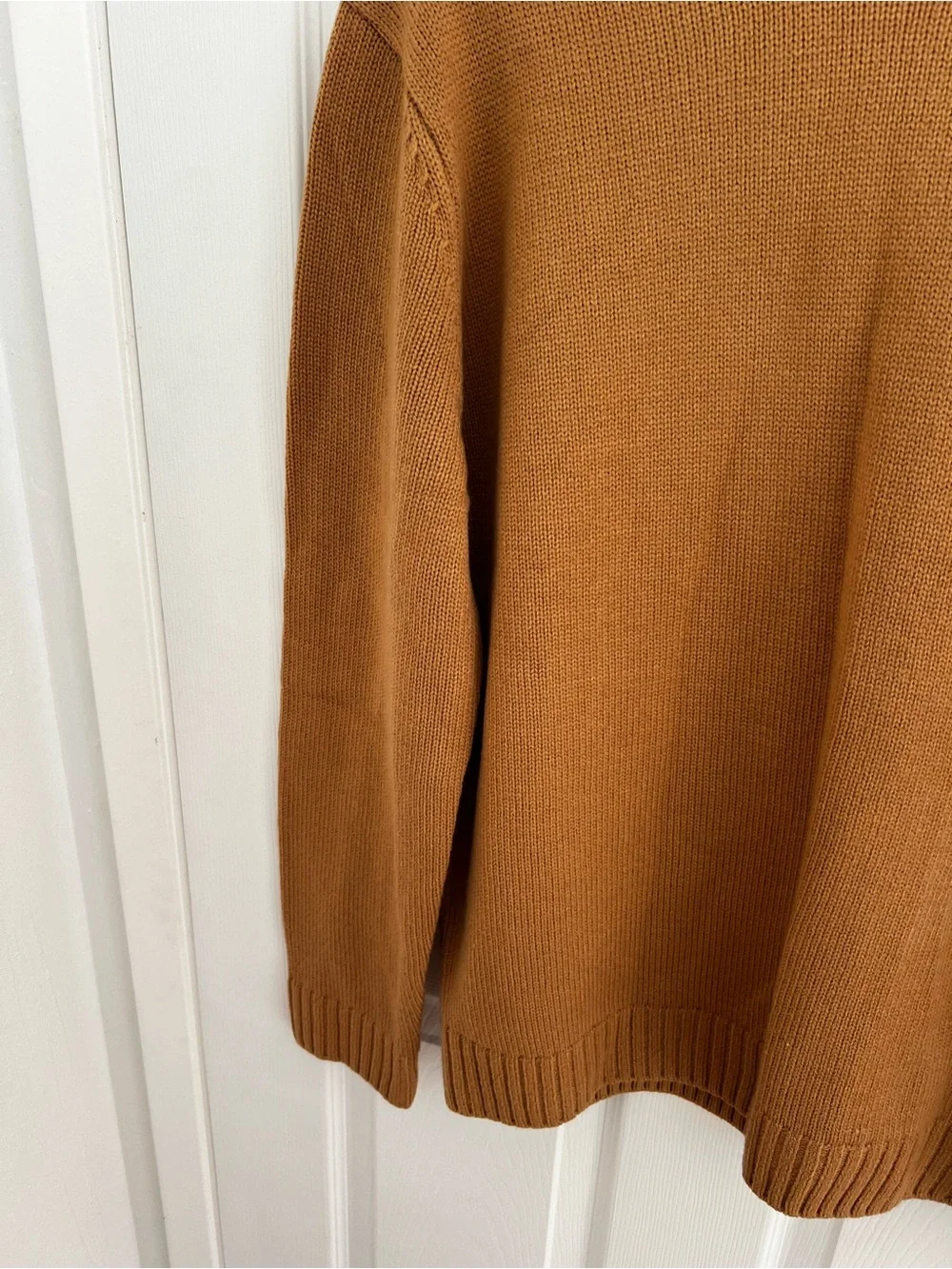 Zara Women's Crewneck Sweater in Camel